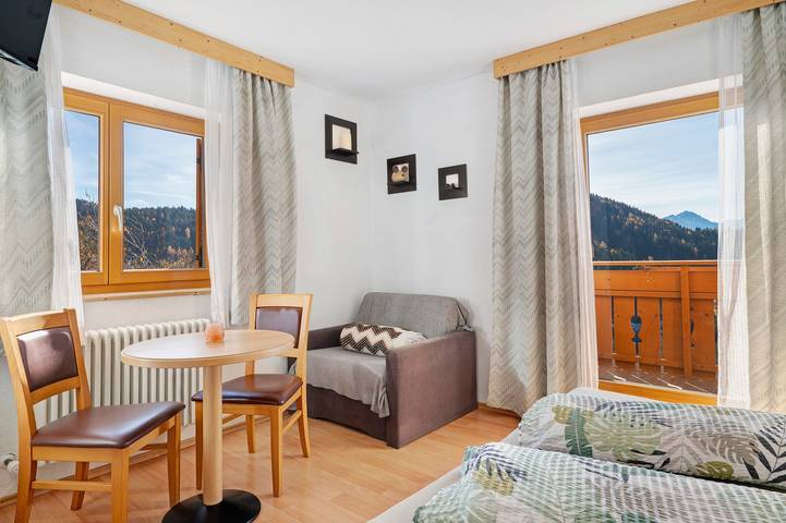 Double Room 'Tratterhof' with Mountain View, Shared Garden and Wi-Fi in Hafling, Sarntal Alps