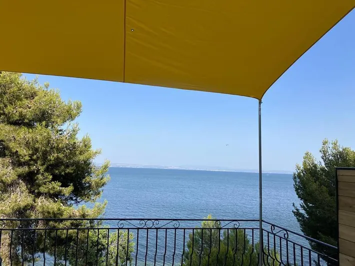 Apartamento de vacaciones para 6 personas, con vistas al lago además de terraza y vistas - 1