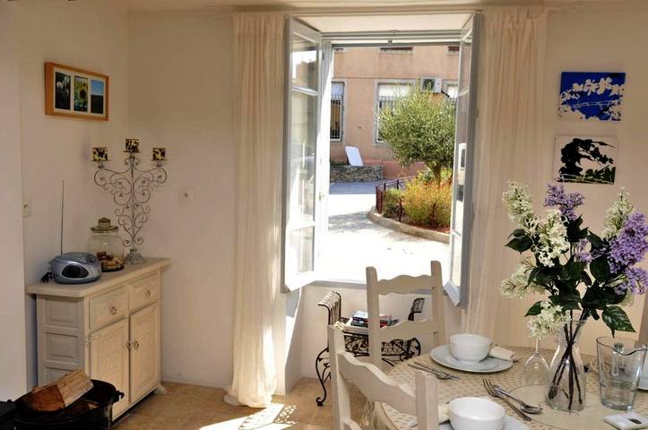 Ferienhaus für 2 Personen, mit Terrasse und Ausblick