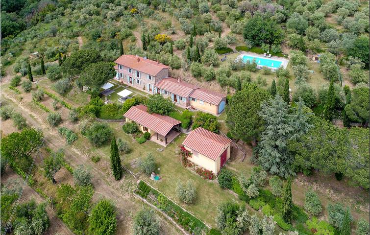 Suite Ossaia: Piscina, Aparcamiento y A/A, Ubicación Céntrica in Cortona, Provincia de Arezzo