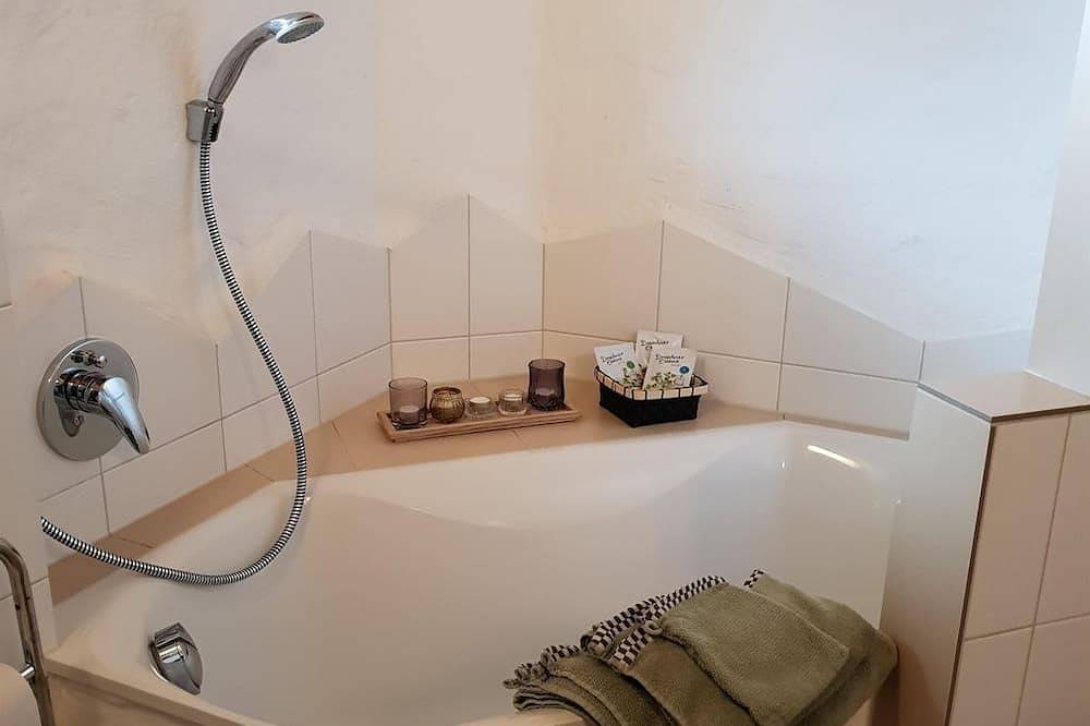 2-Bett-Appartement Jolly Jumper mit Sauna - Apartments Lilienhof in Burg Eltz, Münstermaifeld