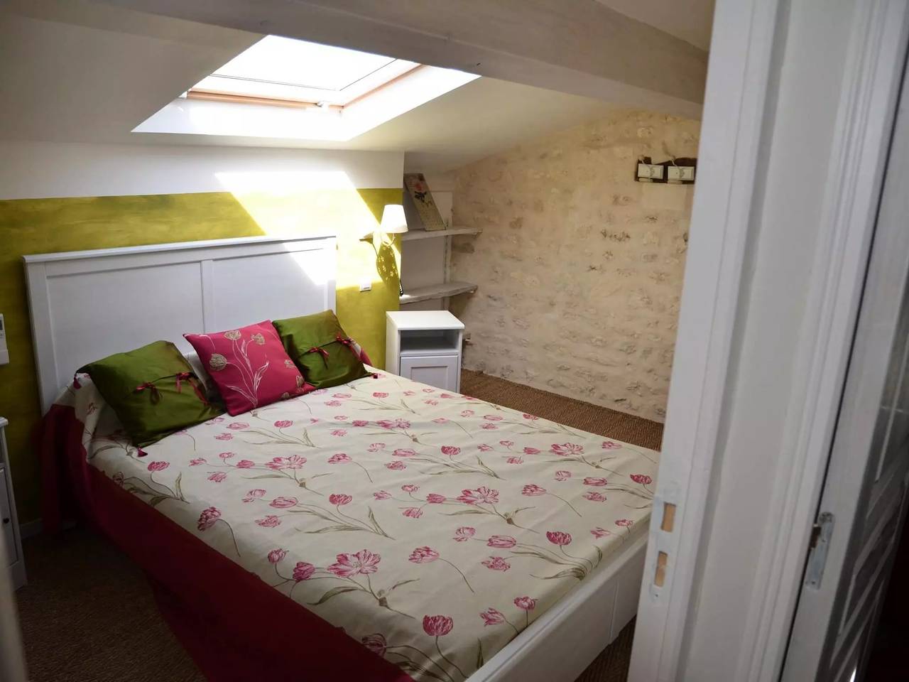 Maison 2 Personnes in Ozillac, Région de Jonzac