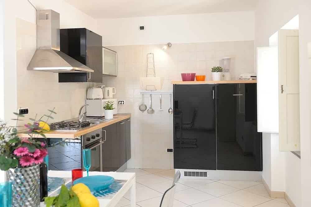 Entire apartment, Ananas - Sea View - Fruit Flats by Amalfivacation.It in Minori, Amalfi Coast