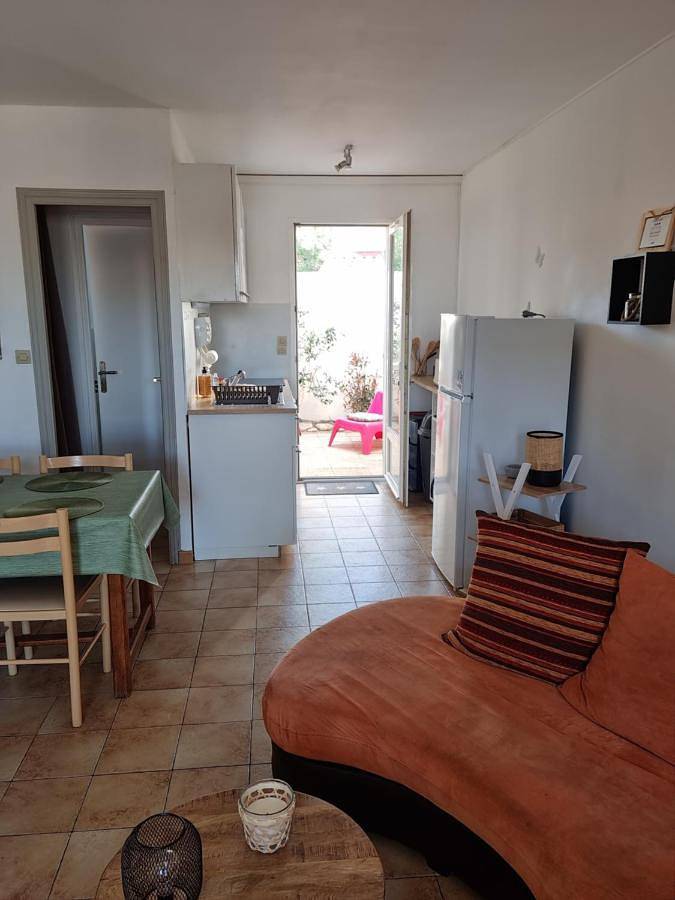 Location de vacances pour 6 personnes, avec terrasse et vue, adapté aux familles dans Plage Sainte-Anne - 4