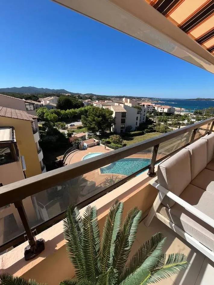 Gîte pour 2 personnes, avec piscine et balcon dans La Coudoulière - 3