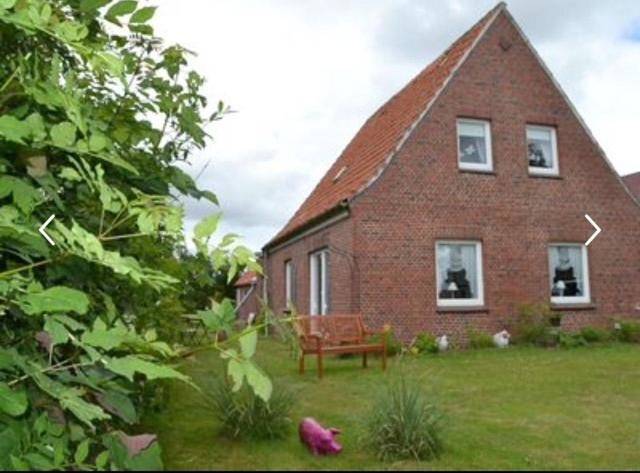 Ferienhaus für 4 Personen, mit Terrasse und Garten sowie Ausblick in Jemgum