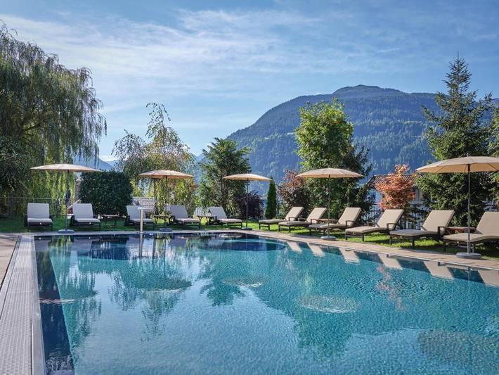 Hôtel pour 3 personnes, avec Balcon et Terrasse ainsi que Jardin et Piscine