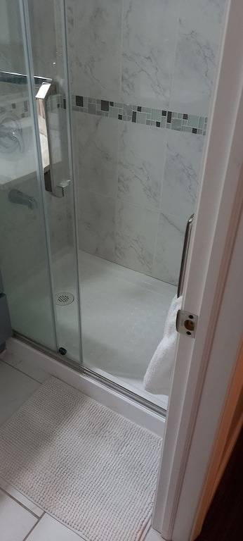 Bed And Breakfast for 3 Guests in Windsor (Ontario), Ontario, Picture 4