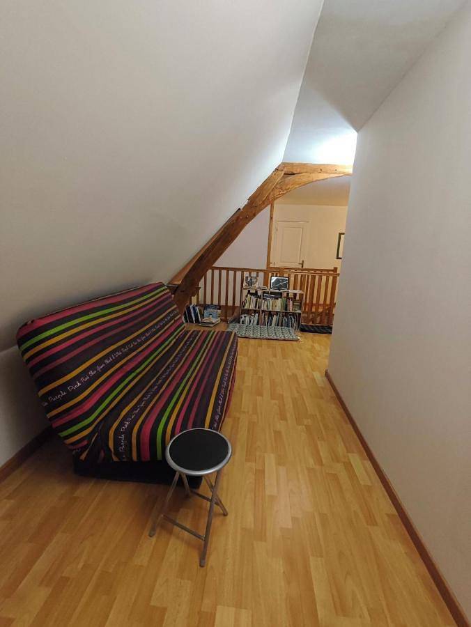 Location de vacances pour 8 personnes, avec vue et jardin à Monts - 4