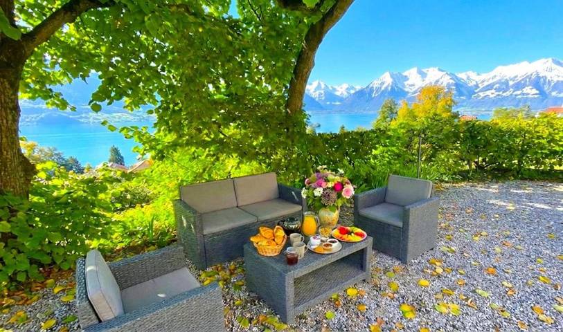 Ferienwohnung für 6 Personen, mit Balkon und Garten in Oberhofen am Thunersee