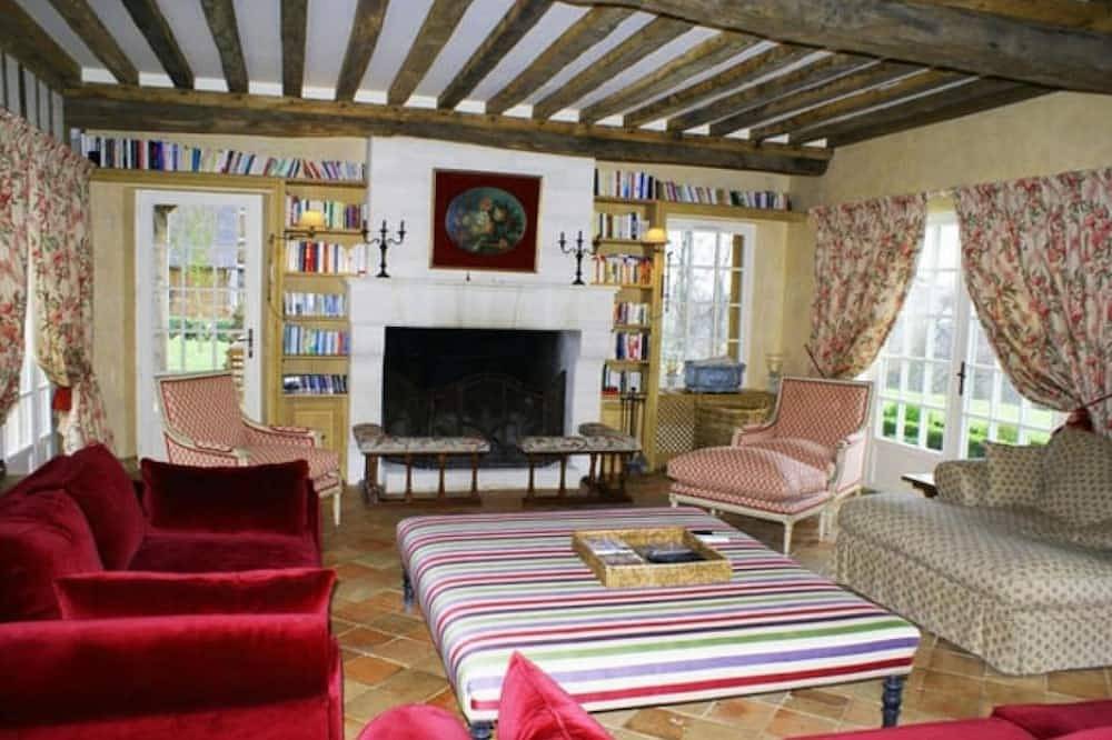 Deauville sea view and racetracks near the Golf in Tourgéville, Lisieux region