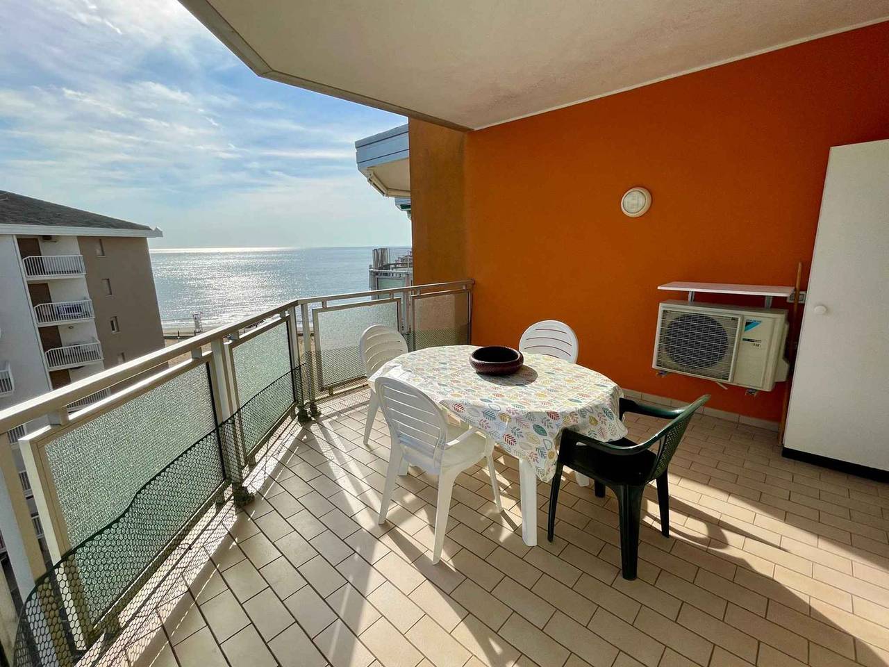 Apartamento vacacional entero, Apartamento vacacional con servicio de playa y aire acondicionado  in Porto Santa Margherita, Caorle