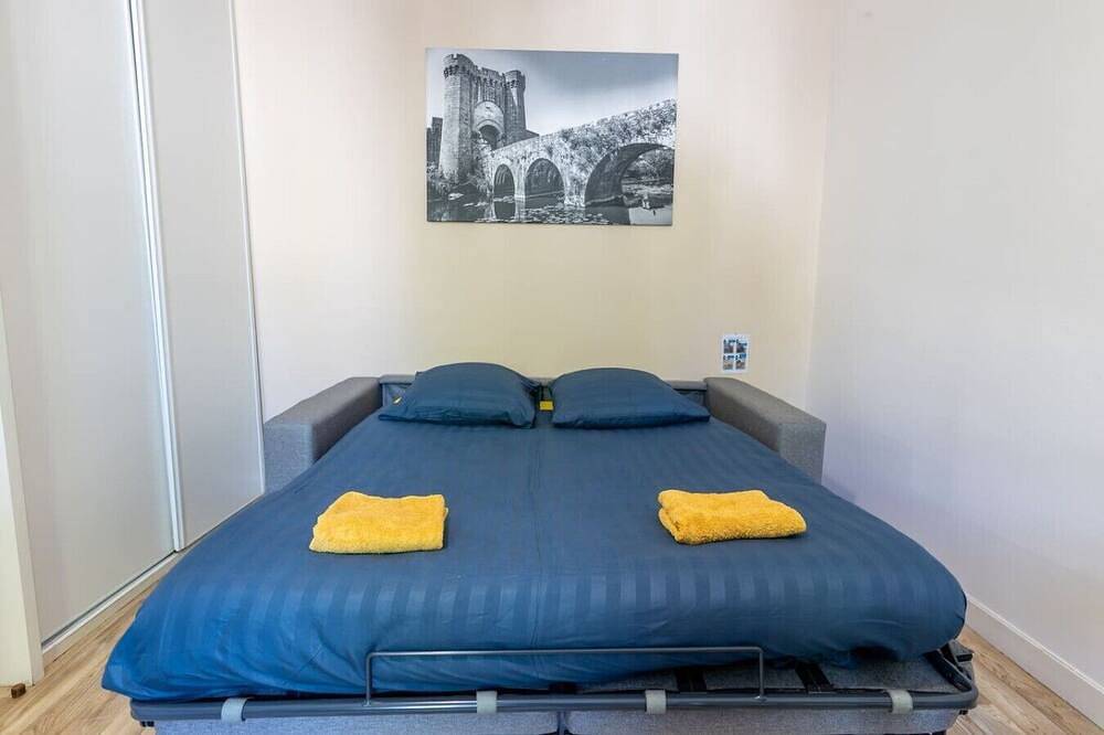 Apartamento entero, Studio Parthenay - Between the train station and the Palais des Congrès in Parthenay, Deux-Sèvres