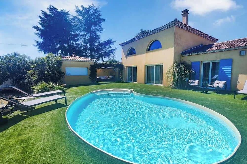 Charming Villa with swimming pool, not overlooked, view of vineyards in Usclas-d'Hérault, Costa mediterránea (Francia)
