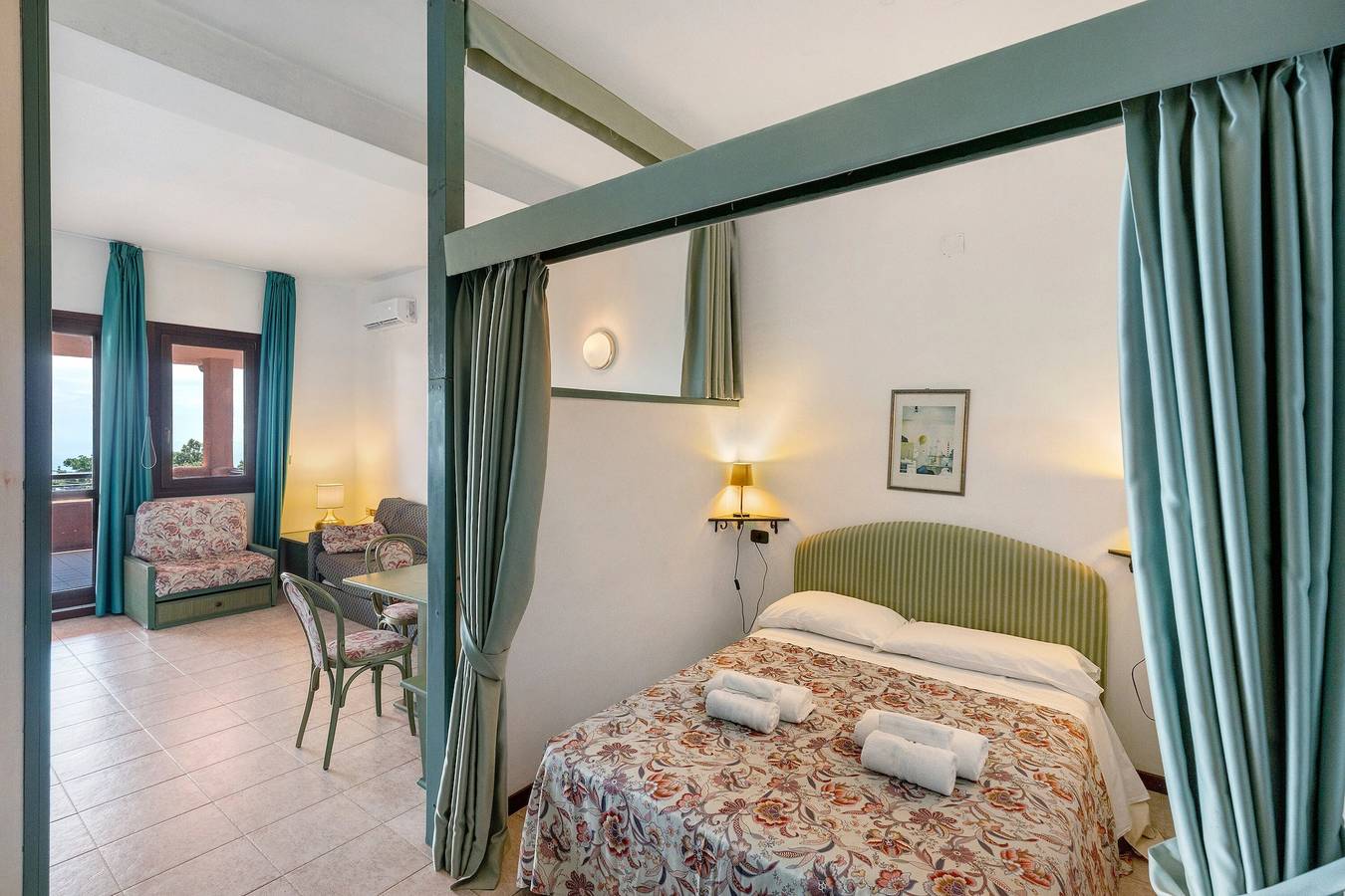 Ganze Wohnung, P.R. Club – 2-Zimmer-Apartment Faro 26 mit Meerblick, privater Terrasse & Klimaanlage in Centola, Cilento Coast