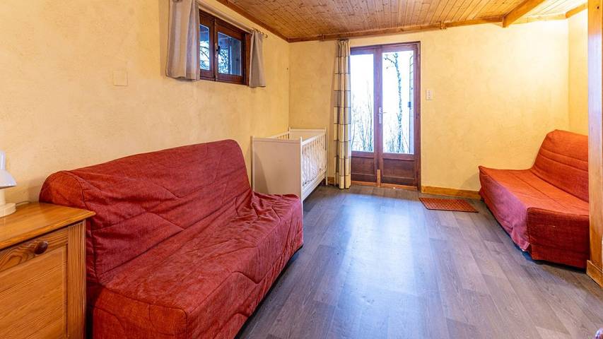 Appartement de vacances pour 9 personnes, avec jardin, animaux acceptés