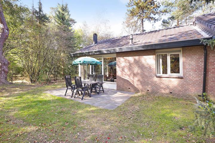Bungalow für 4 Personen, mit Terrasse und Balkon/Terrasse - 1