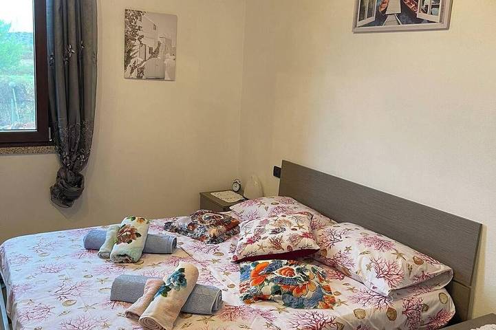Family Apartment near Castelsardo with Garden in Erula, Sassari Provinz