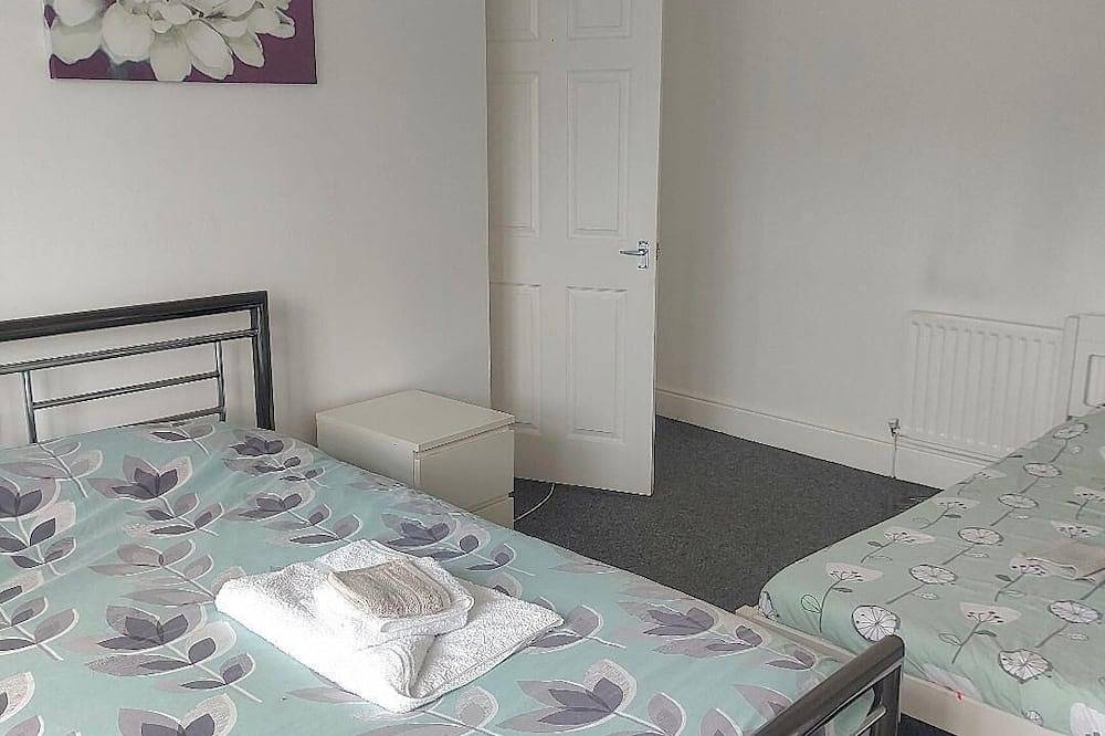 Entire apartment, Lovely 3-bedroom apartment in South Shields in South Shields, South Tyneside