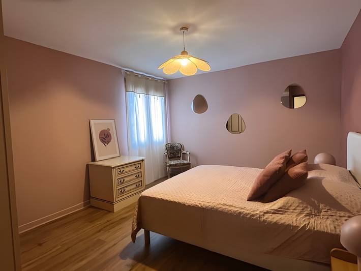 Location de vacances pour 10 personnes, avec jardin à Besse-et-Saint-Anastaise - 2