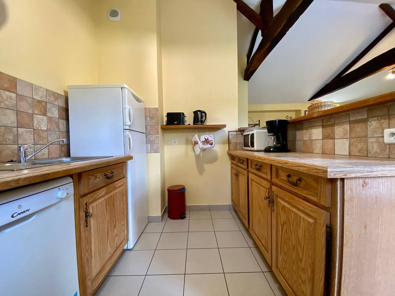 Gîte rural confortable avec jardin clos, proche de Pornic, idéal pour familles, jeux et animaux bienvenus in Frossay, Vallée de la Loire