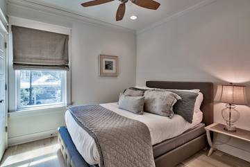 Vacation House for 12 Guests in Seaside, Seagrove Beach, Picture 3