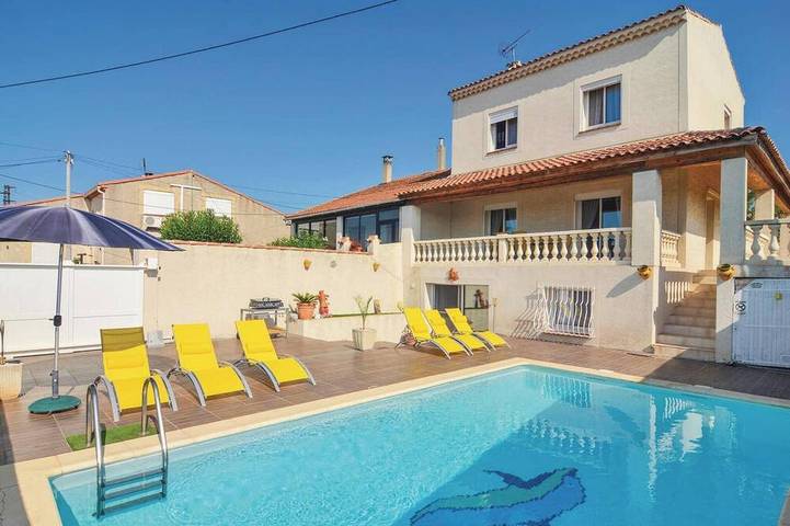 Gîte pour 6 personnes, avec balcon à Port-de-Bouc