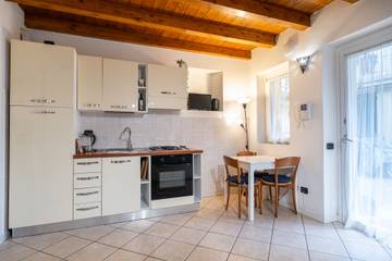 Gîte pour 4 personnes, avec terrasse à Lecco