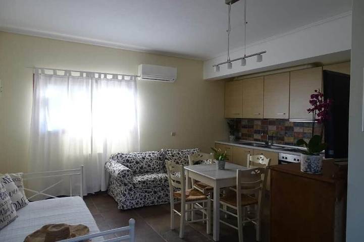 Ferienwohnung für 3 Personen, mit Terrasse und Garten