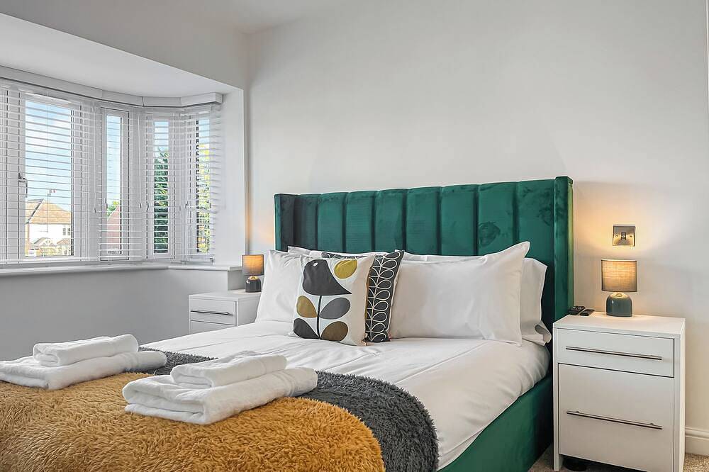 5 bedroom accommodation in Ashbourne in Ashbourne, Derbyshire