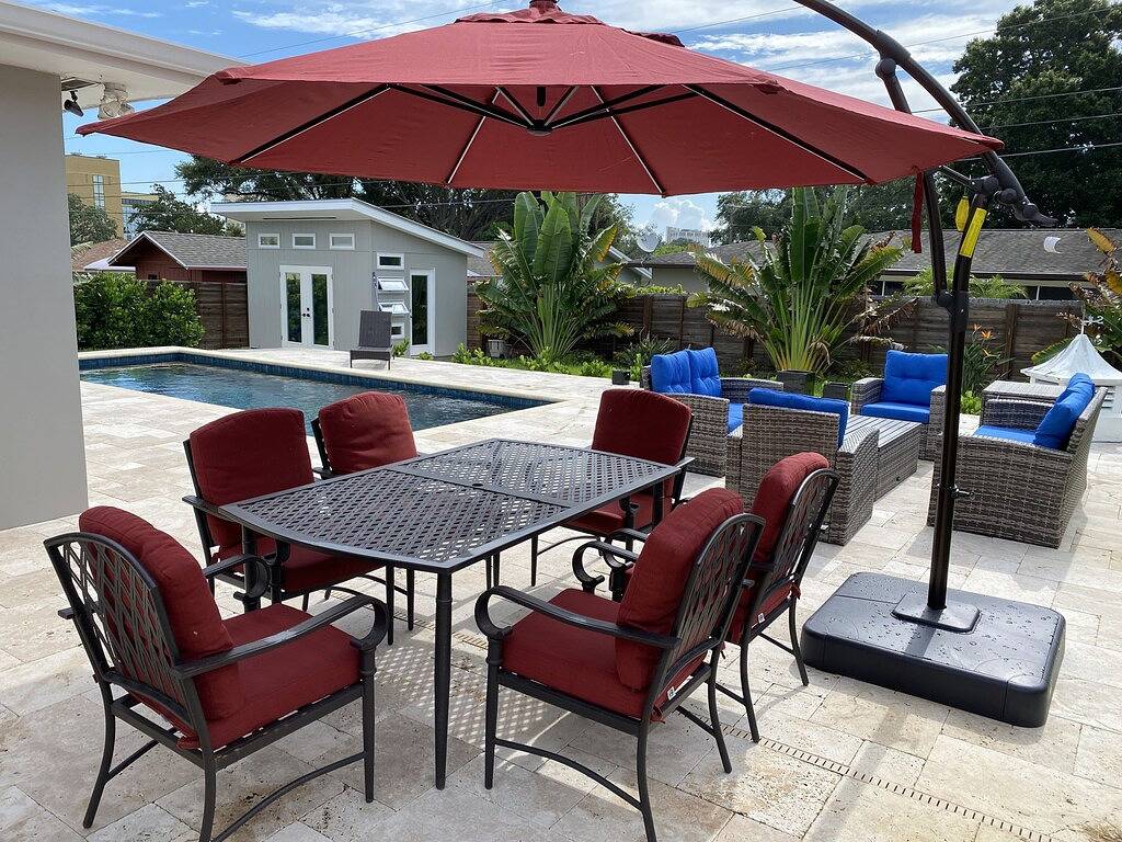 Tranquil Escape Heated Pool & Hot Tub - Gulf Coast Beach - Home away from Home in Largo, Pinellas County