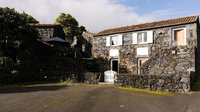 Casa de férias para 4 pessoas, com terraço na Ilha do Pico