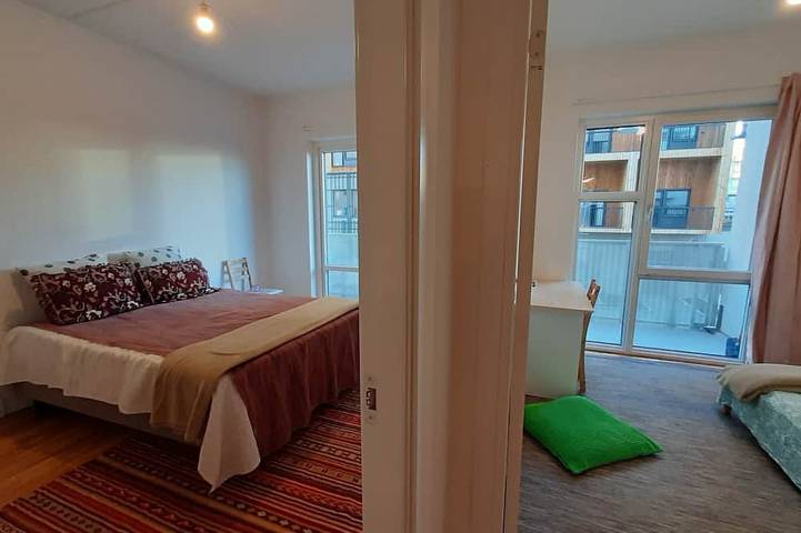Ganze Wohnung, Stockholm Stylish, Lovely, Amazing & Modern Apartment +Balcony +Patio +Bbq +Park in Schwedische Ostsee