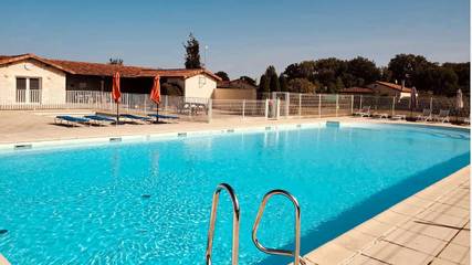 Villa for 4 People in Ménigoute, Deux-Sèvres, Photo 1