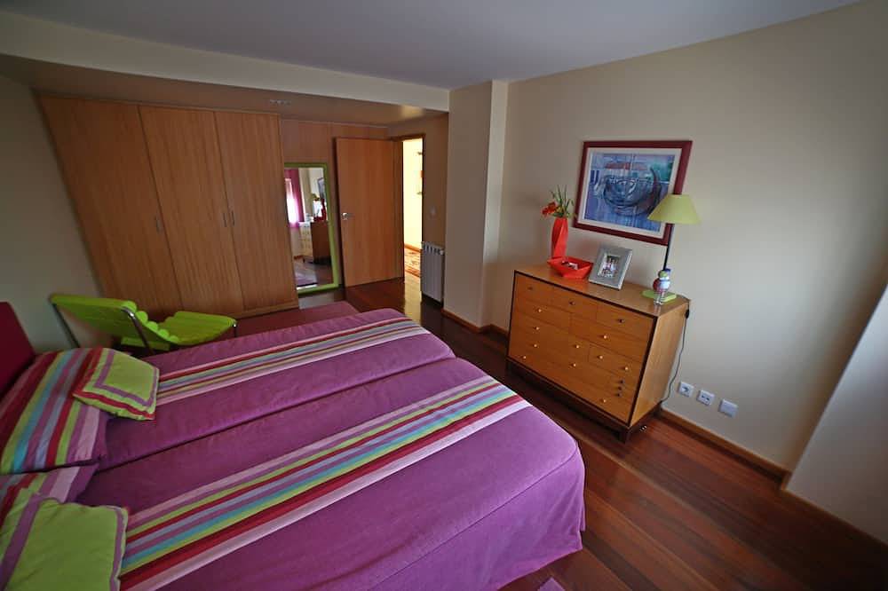 Apartamento entero, Apartamento de 3 habitaciones con piscina y garaje a 100 metros de la playa in Ria de Aveiro, Gafanha da Encarnação