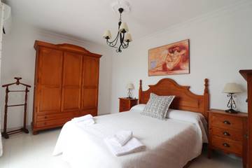 Villa for 8 Guests in Nerja, Costa del Sol, Picture 4