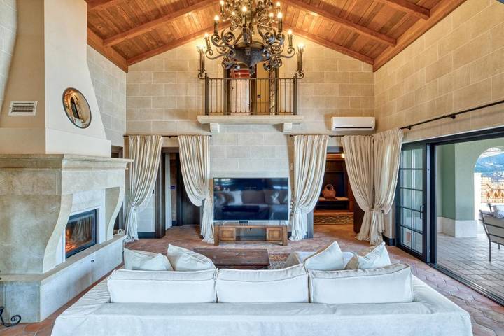 Villa für 6 Personen, mit Pool und Ausblick sowie Garten in Montenegro