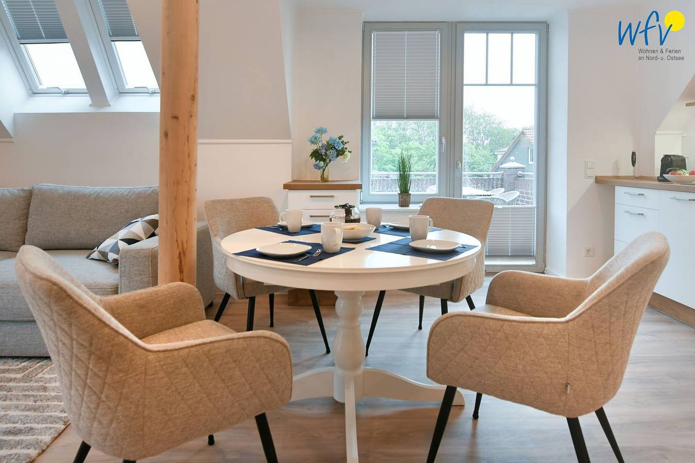 Geheel appartement, Vakantieappartement voor 12 personen met balkon in Wangerooge