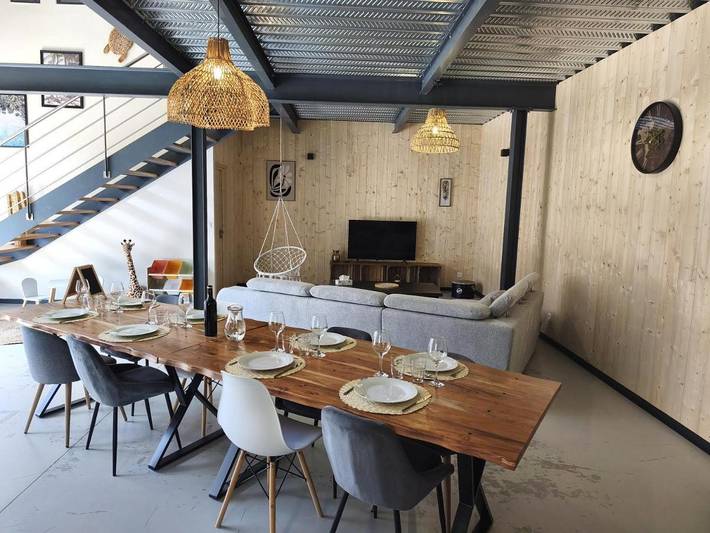 Location de vacances pour 8 personnes, avec jardin à Moulis-en-Médoc