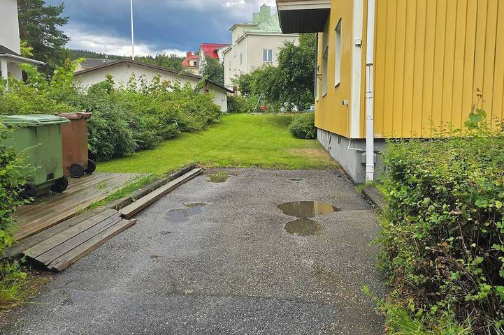 Ganze Wohnung, Kleine gemütliche Kellerwohnung in Sundsvall, Västernorrland