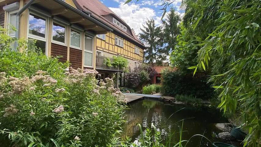 Ferienhaus für 16 Personen, mit Garten und Pool sowie Whirlpool und Terrasse in Sachsen-Anhalt