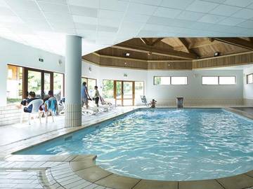 Camping pour 4 personnes, avec sauna et balcon, animaux acceptés en Savoie