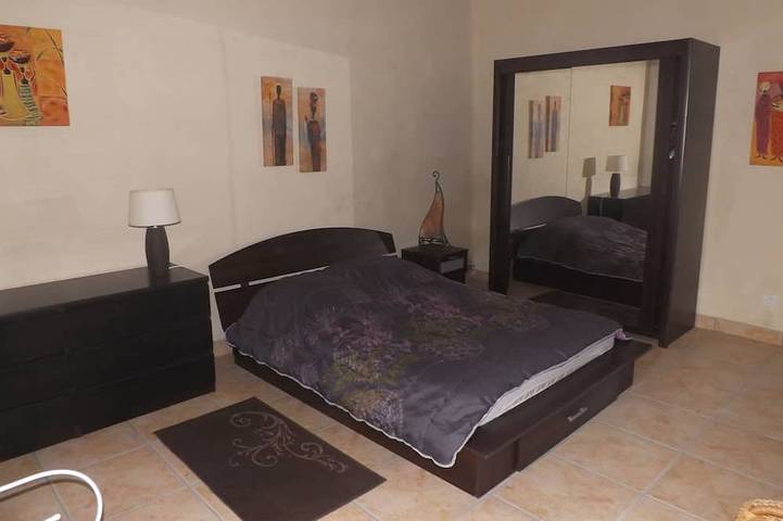 Gîte pour 6 personnes, avec terrasse et jacuzzi à Fougères - 3