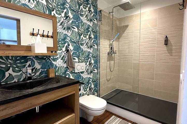 Location de vacances pour 2 personnes, avec jacuzzi ainsi que jardin et piscine à Aigrefeuille-d'Aunis - 4