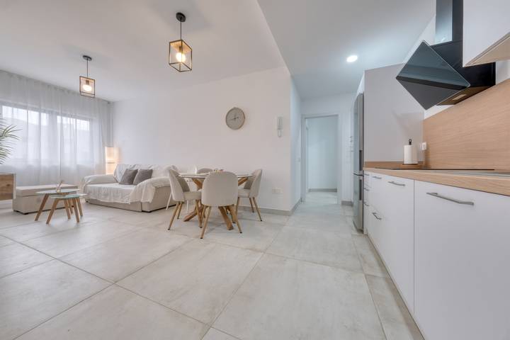 Location de vacances pour 6 personnes, avec terrasse à La Santa - 4