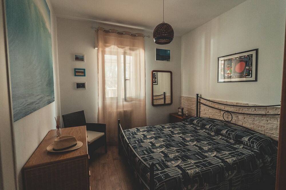 Bezaubernde unabhängige Villa für bis zu 8 Personen 100 Meter vom Meer entfernt in Torre Chianca, Salento