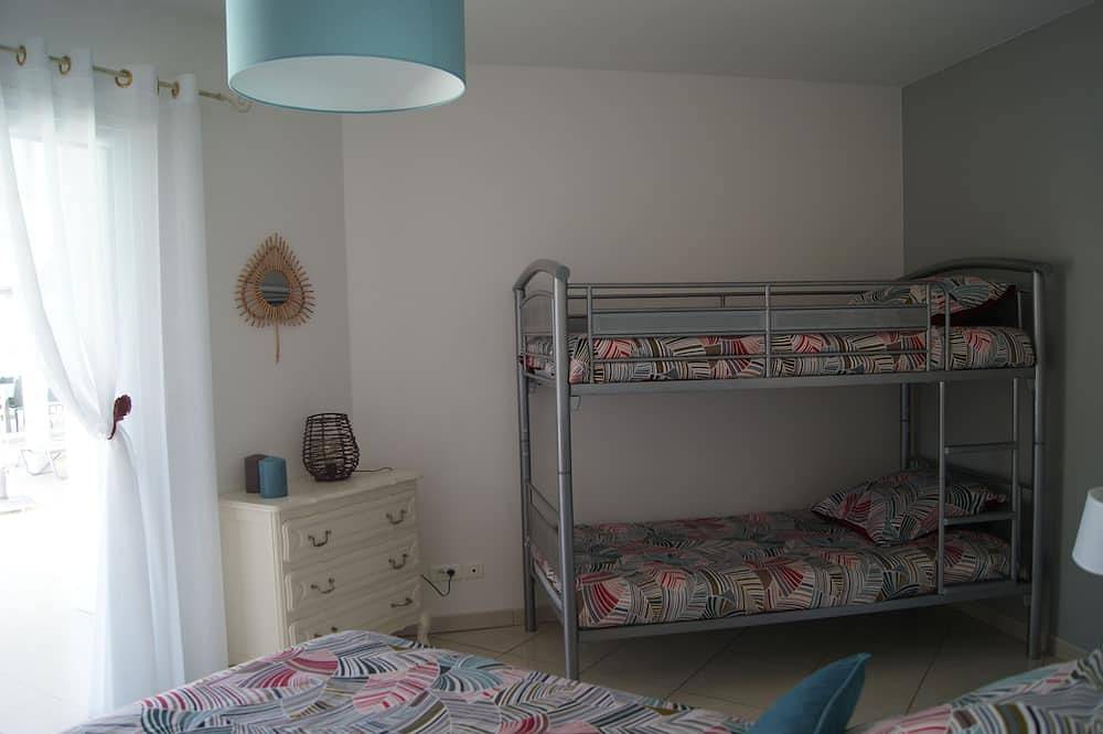 Maison de caractère avec piscine près bassin d'arcachon et océan atlantique in Le Temple, Parc naturel régional du Médoc