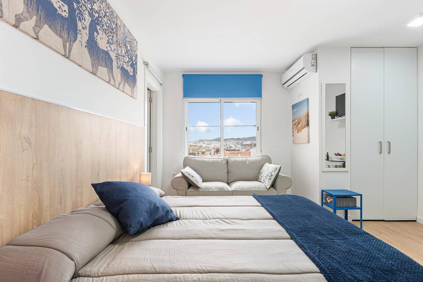 Estudio entero, Apartamento estudio 'Estudio Larios 9B' con Wi-Fi y aire acondicionado in Malaga Centro Historico, Málaga