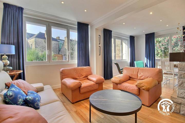 Gîte pour 6 personnes, avec jardin et terrasse à Grand-Champ - 4