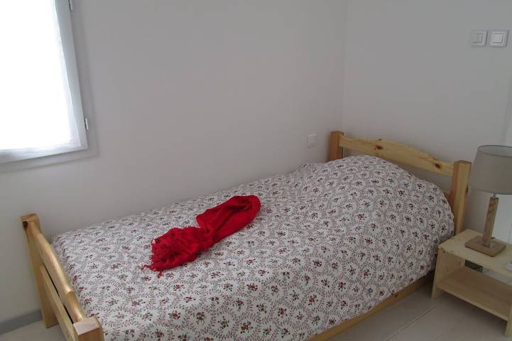 Location de vacances pour 9 personnes, avec jardin ainsi que terrasse et jacuzzi, animaux acceptés à Brue-Auriac - 4